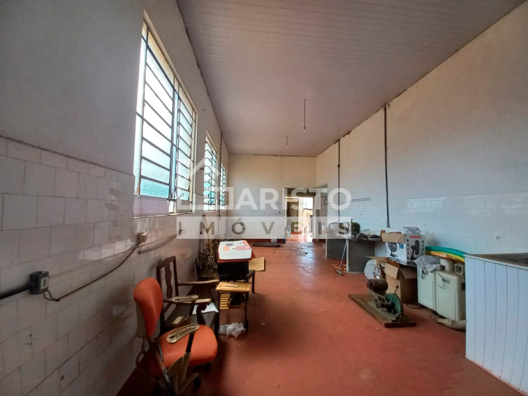 Barracão comercial centro Amparo-SP 15