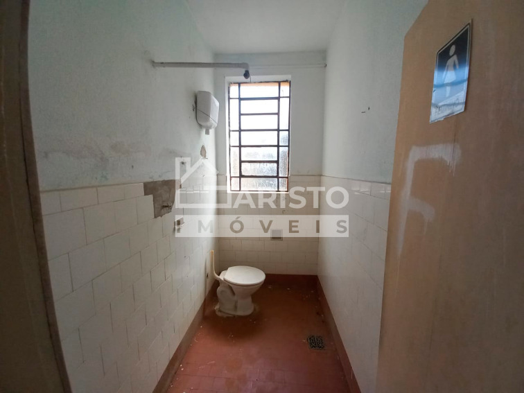 Barracão comercial aluguel Centro, Amparo-SP 1