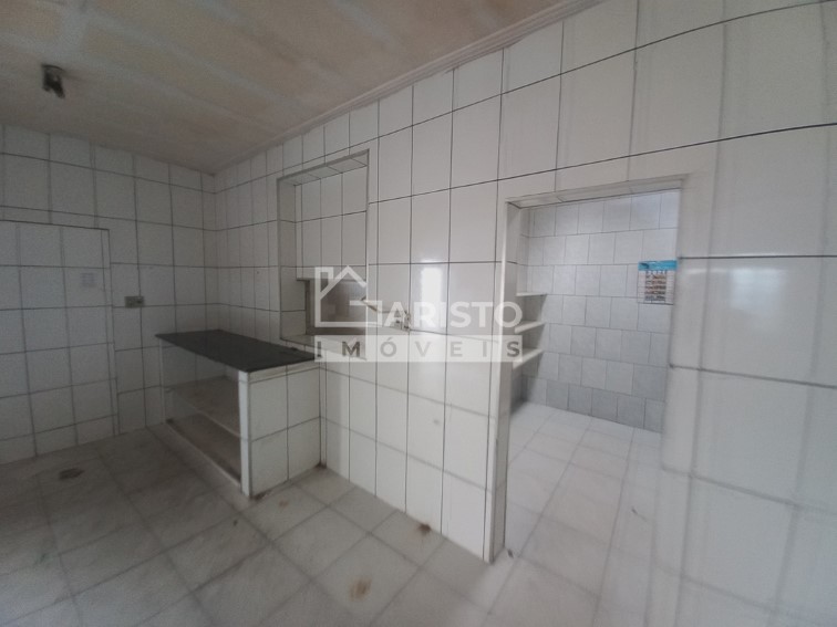Prédio comercial locação centro Amparo-SP esquina Pádua Sales 10