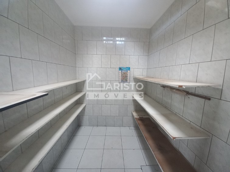 Prédio comercial locação centro Amparo-SP esquina Pádua Sales 11