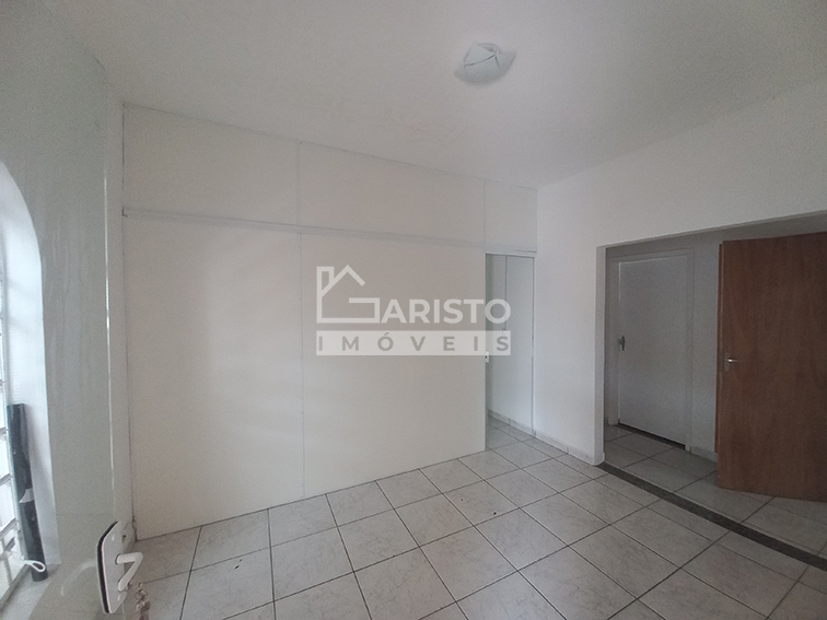 Casa e ponto comercial venda centro Amparo-SP 2